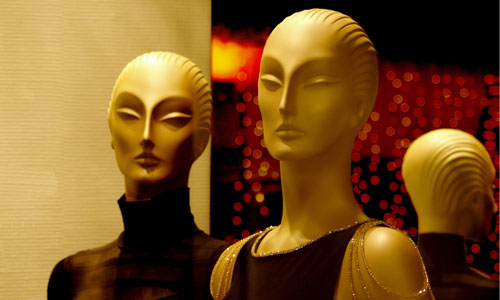 Pictured: (evil) mannequins