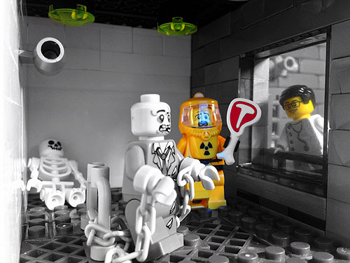 LEGO Zombie Creation: Feeding Time - Bricks of the Dead